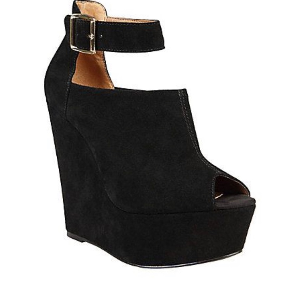Steve Madden wedges!